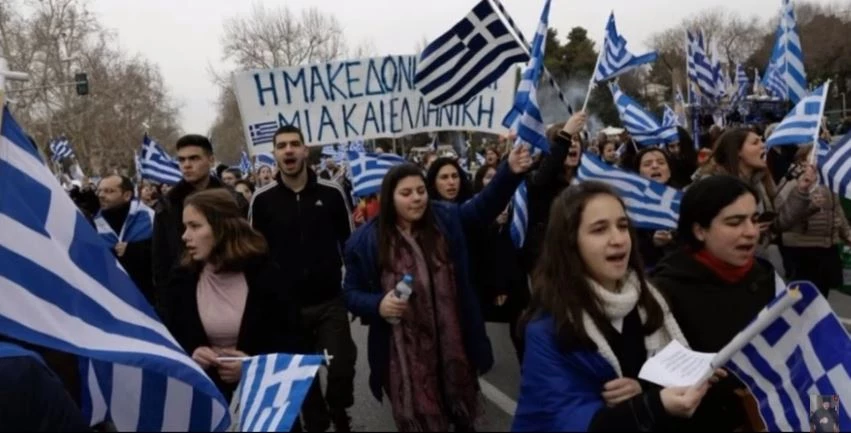 Σαρωτικός ο π. Θεόδωρος Ζήσης: Έβγαλαν το σκάνδαλο της Novartis για να κουκουλώσουν την λαϊκή έκρηξη των συλλαλητηρίων (ΒΙΝΤΕΟ)